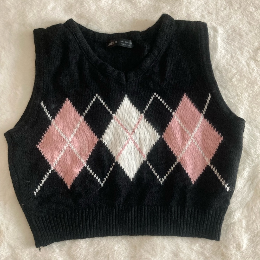 Short cute vest